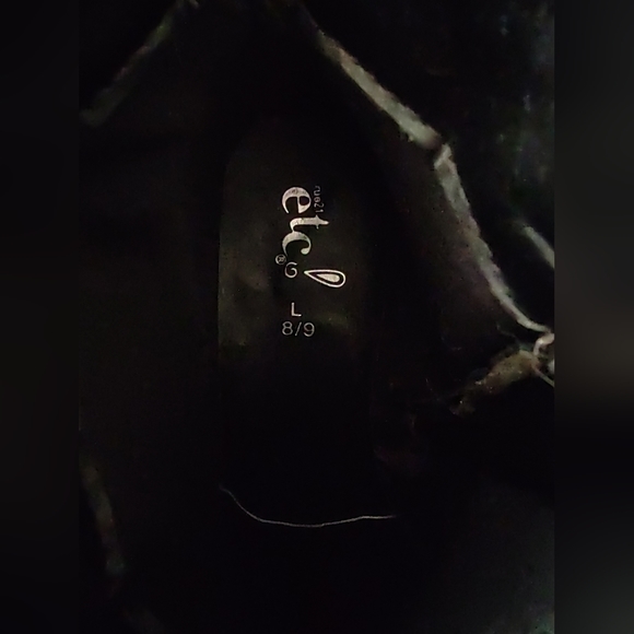 RUE 21 Etc Black Western Style Ankle Boots with Silver Details Size L (8/9) - Picture 4 of 5